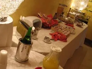 塔洛斯公寓式酒店 鲁沃迪普利亚